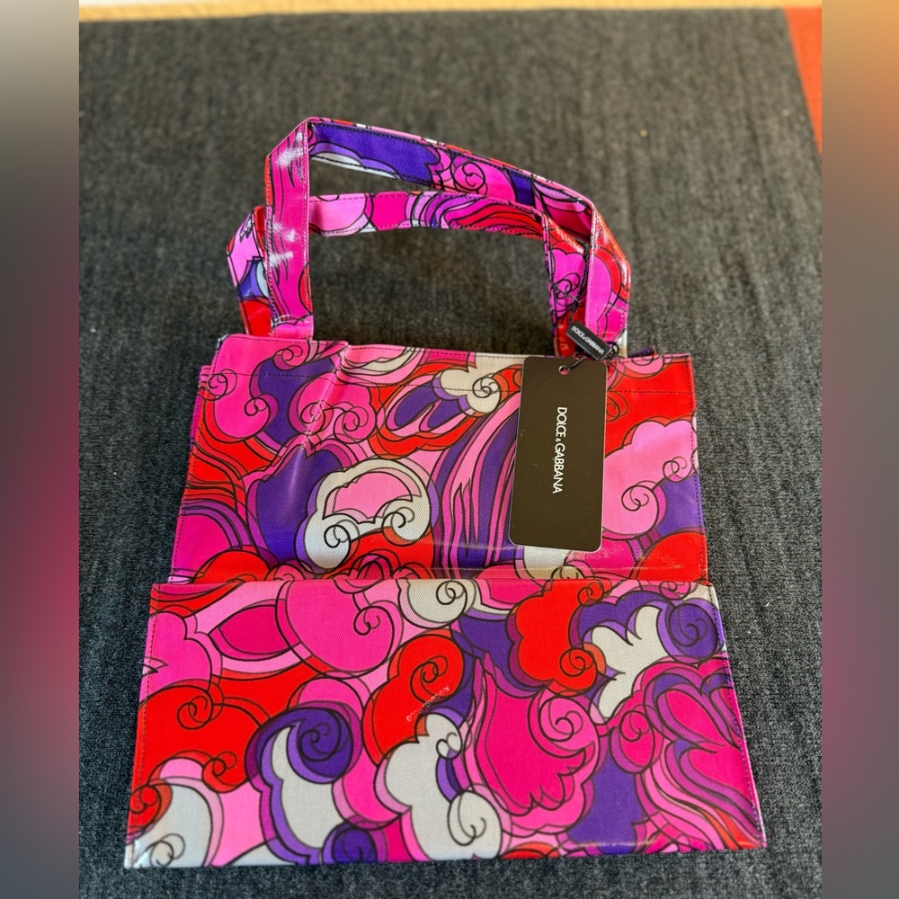 Dolce‎ & Gabbana Small Shopping Tote NWT. 3D Psychedelic Clouds 2022 - Picture 2 of 15